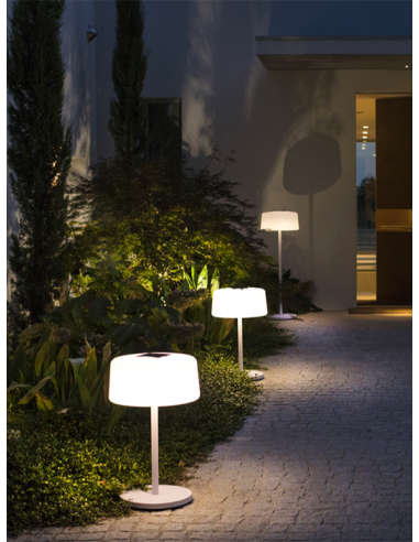 Lampadaire solaire modulable BUMP